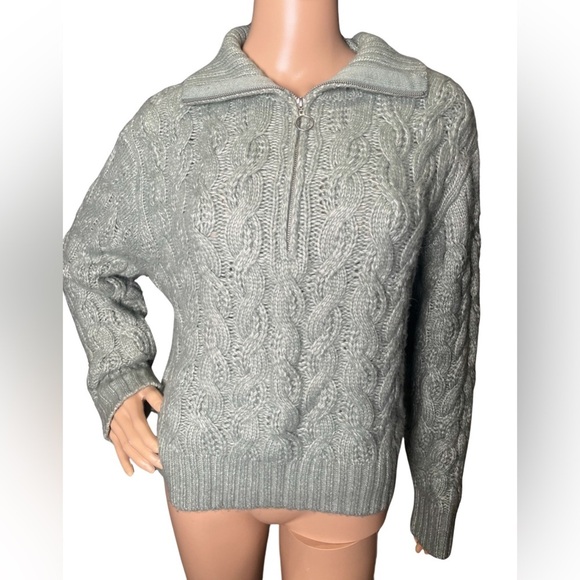 Sincerely Jules Cozy Cable Knit 1/2 Zip Turtleneck Pullover Sweater Sz M - Picture 3 of 9
